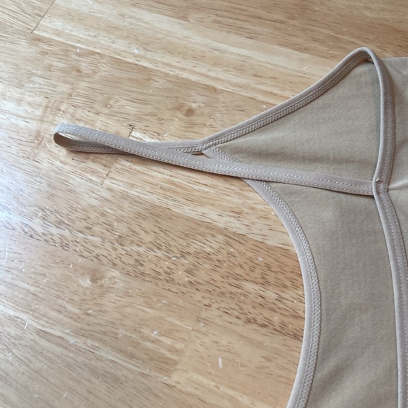 Decree Nude Stretch Cami Top - Picture 3 of 4